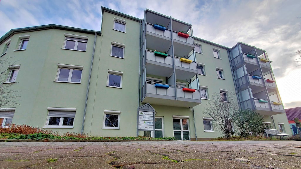 Altersgerechte Wohnungen für Senioren bietet in Wolmirstedt unter anderem die AWG mit dem WohnenPlus Gebäude.
