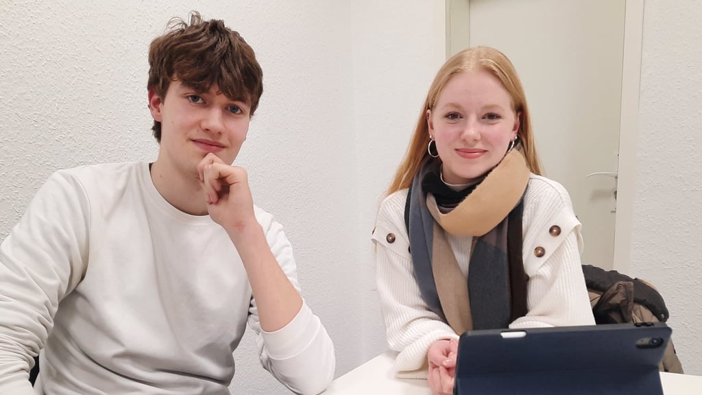 Adrian Prelle (15) und Mina Hofmann (16) vertreten den Kreisschülerrat im Landkreis Stendal.
