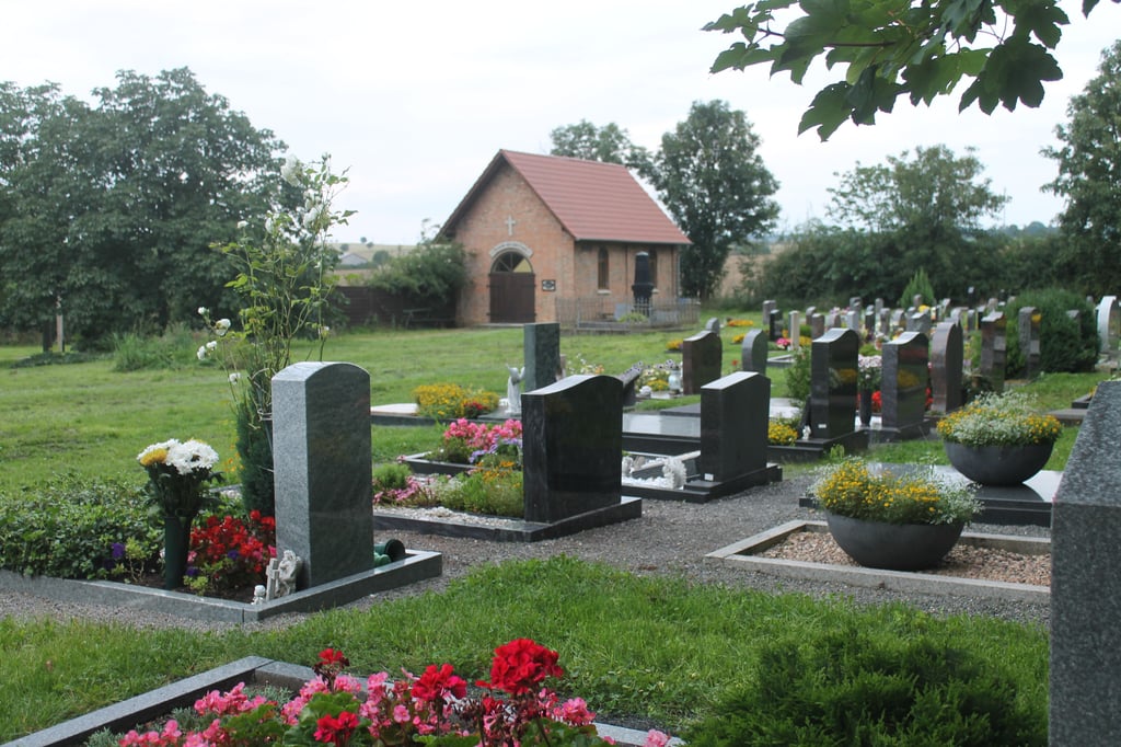 Der Friedhof in Danstedt wird ab 2024 kommunal verwaltet.