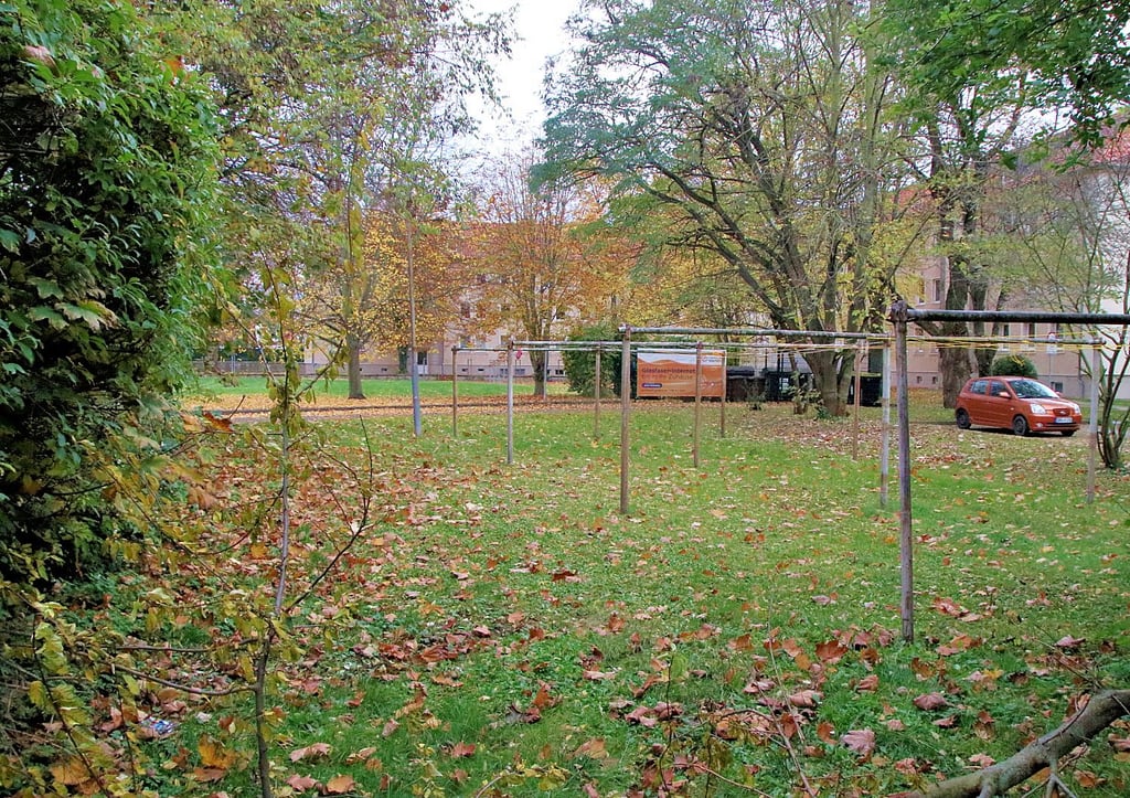 Blick in einen Innenhof in der Neuen Wohnstadt.