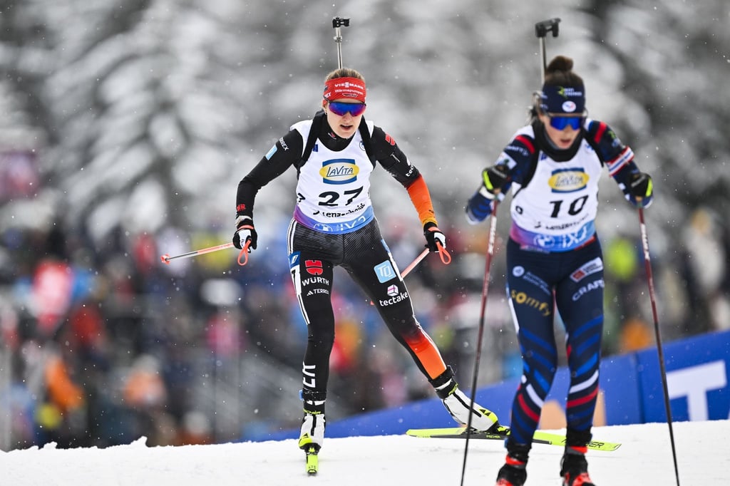 Janina Hettich-Walz (l) in Aktion.