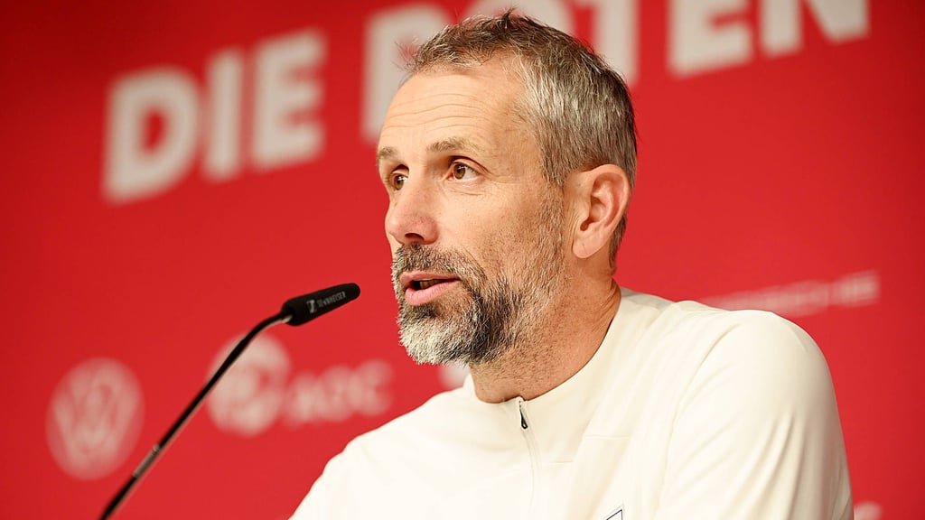 Marco Rose auf dem PK-Podium.