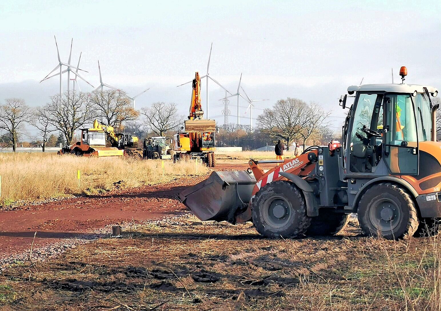 A14: Bauleute Legen Bei Osterburg Im Kreis Stendal Für Die Autobahn Los