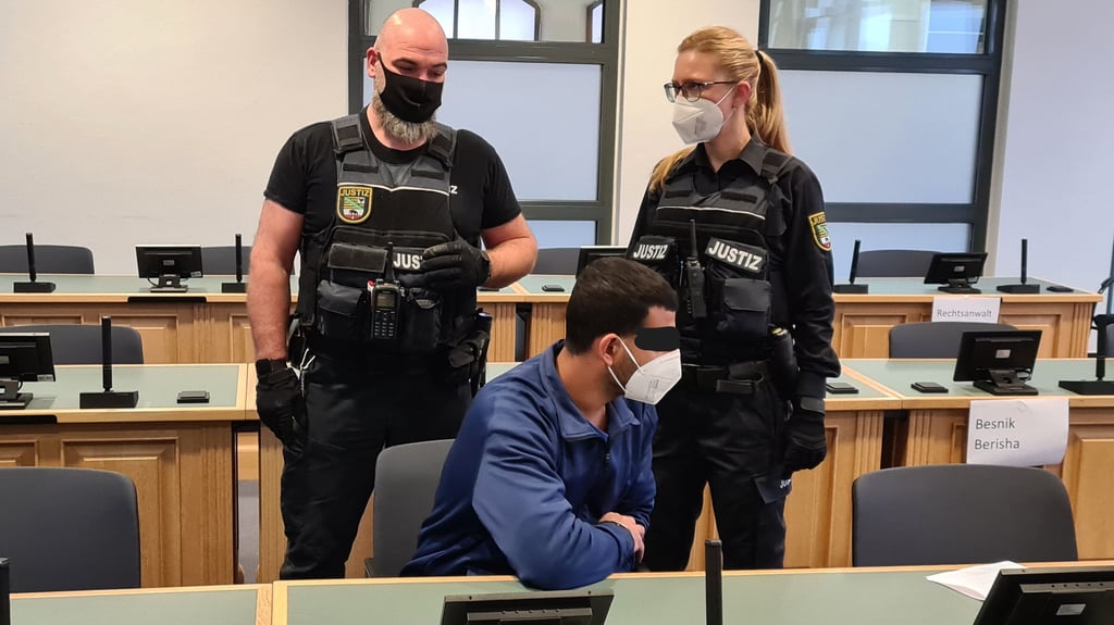Ayman Al A. beim Prozessauftakt am Magdeburger Landgericht.
