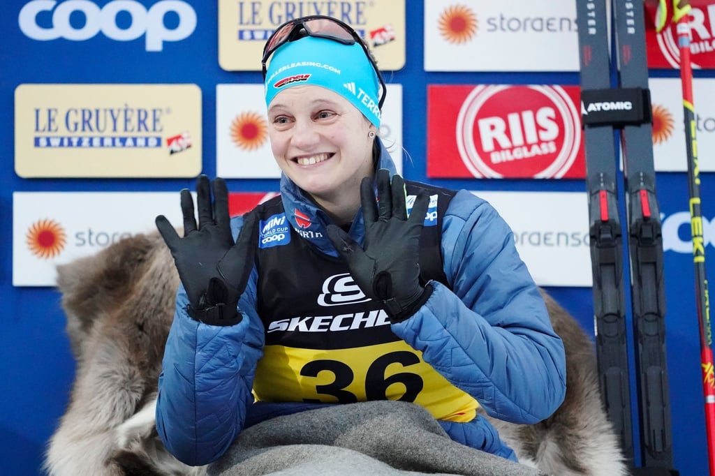 Langläuferin Victoria Carl hat ihr erstes Weltcup-Renen gewonnen.