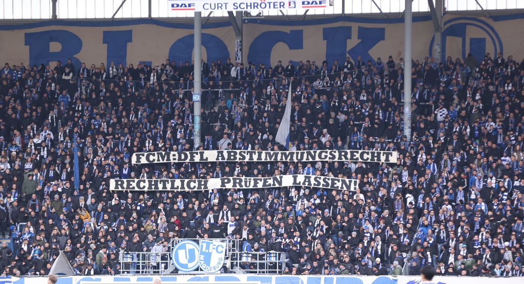 Die Fans des FCM fordern ihren Verein auf, gegen den Investoreneinsteig bei der DFL vorzugehen.