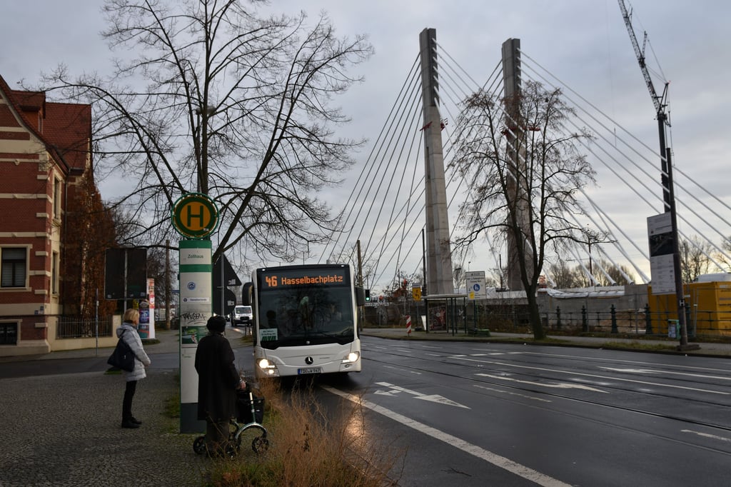 In wenigen Tagen stoppt das letzte Mal ein Buss der Linie 46 am "Zollhaus" auf dem Werder in Magdeburg.