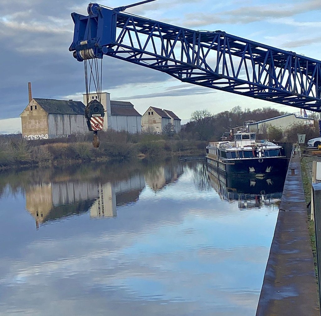 Der Schönebecker Hafen im Stadtteil Frohse.