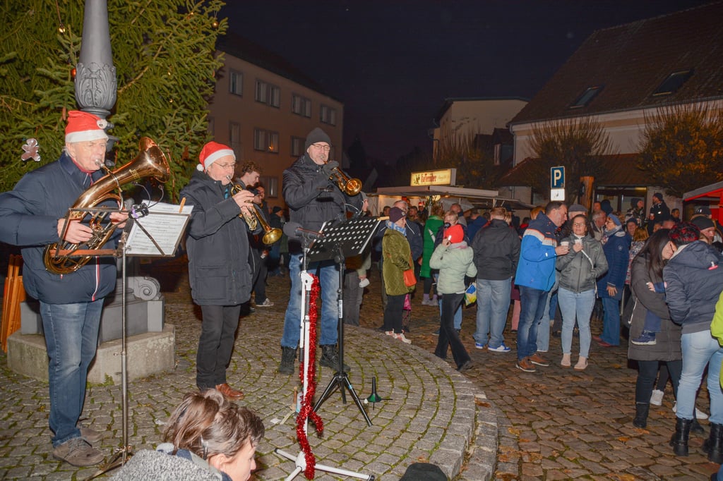Die Blumenberger Blasmusik sorgte für Stimmung.