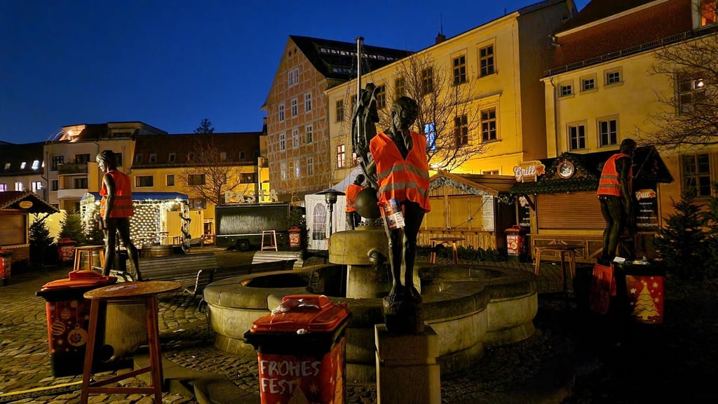 Auch auf dem Domplatz in Halle war die Letzte Generation aktiv.