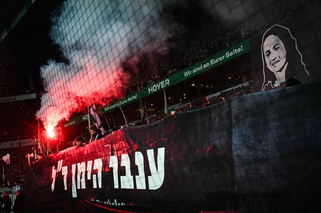 Fans von Werder Bremen gedenken der getöteten Hamas-Geisel Inbar Haiman.