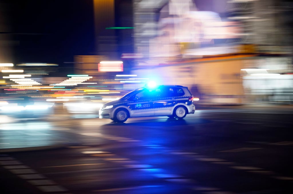 Eine Polizeistreife hat nachts in Salzwedel einen Autofahrer erwischt, der das Fahrzeug unter Einfluss von Drogen lenkte.