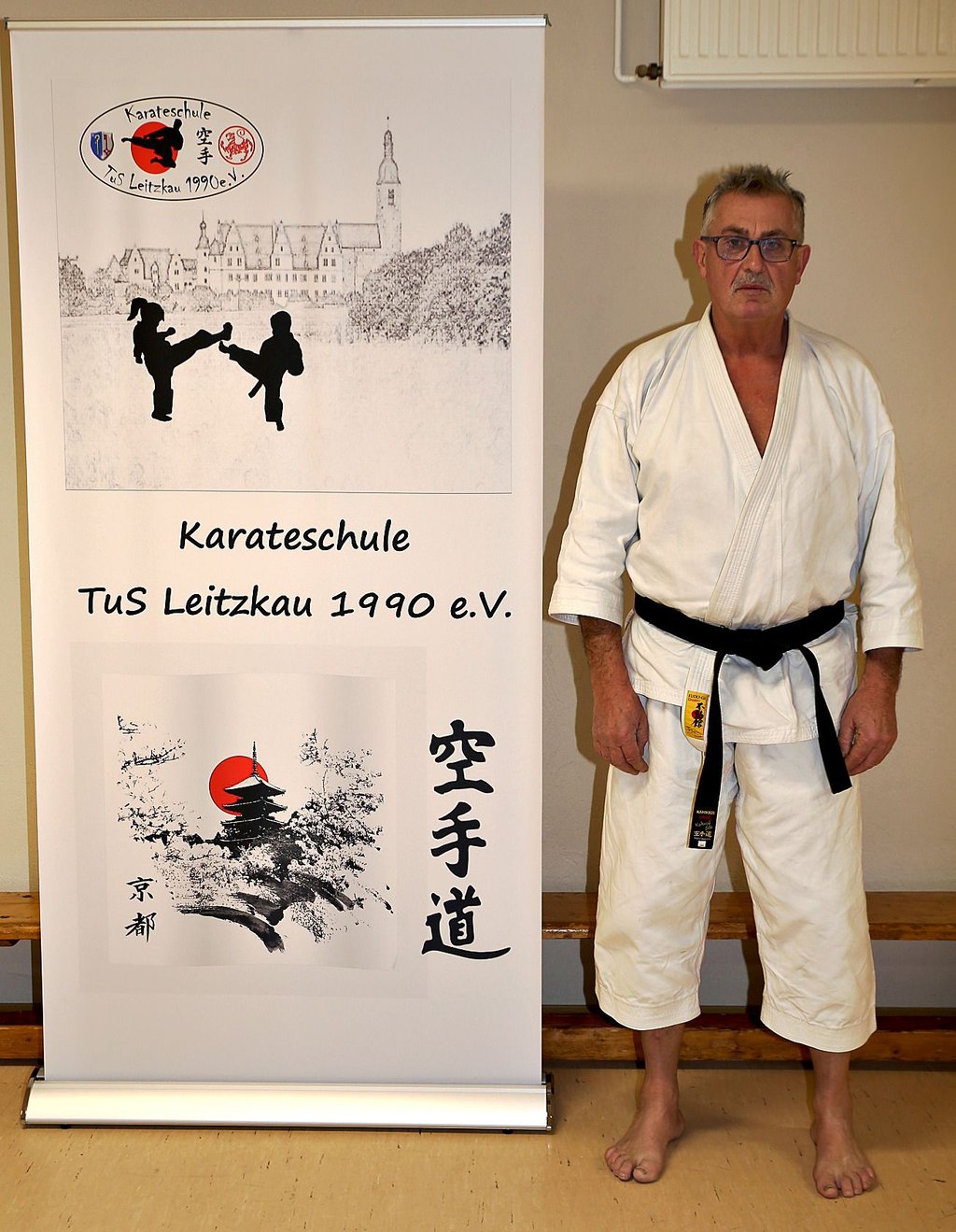 Lothar Pietzschmann gründete in Leitzkau eine neue Karateschule und hat sehr viel Zulauf.