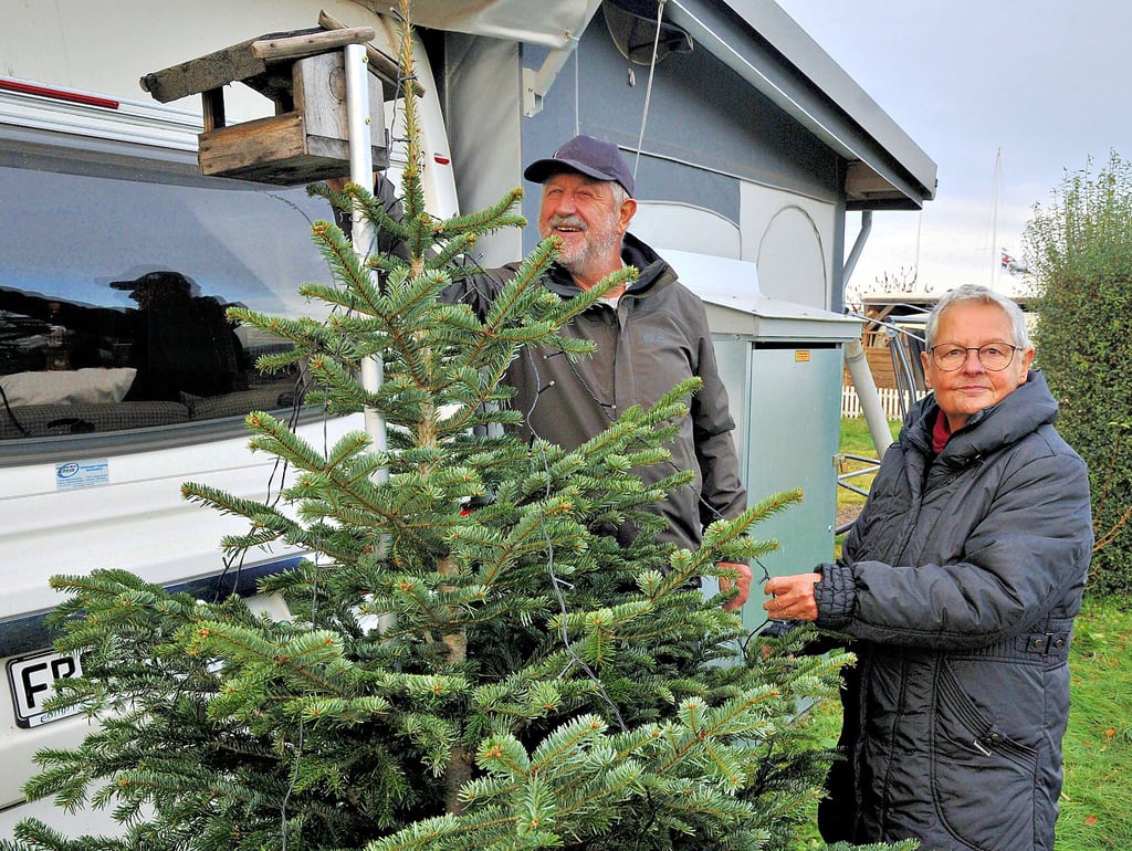Eberhard und Monika Heran verbringen auch Weihnachten auf dem Campingplatz am Stausee Kelbra.