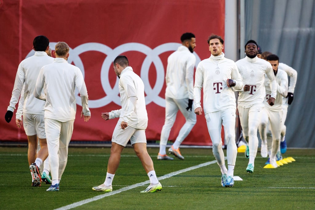 Die Bayern fliegen im Anschluss an das Spiel gegen Hoffenheim für ein kurzes Trainingslager nach Portugal.