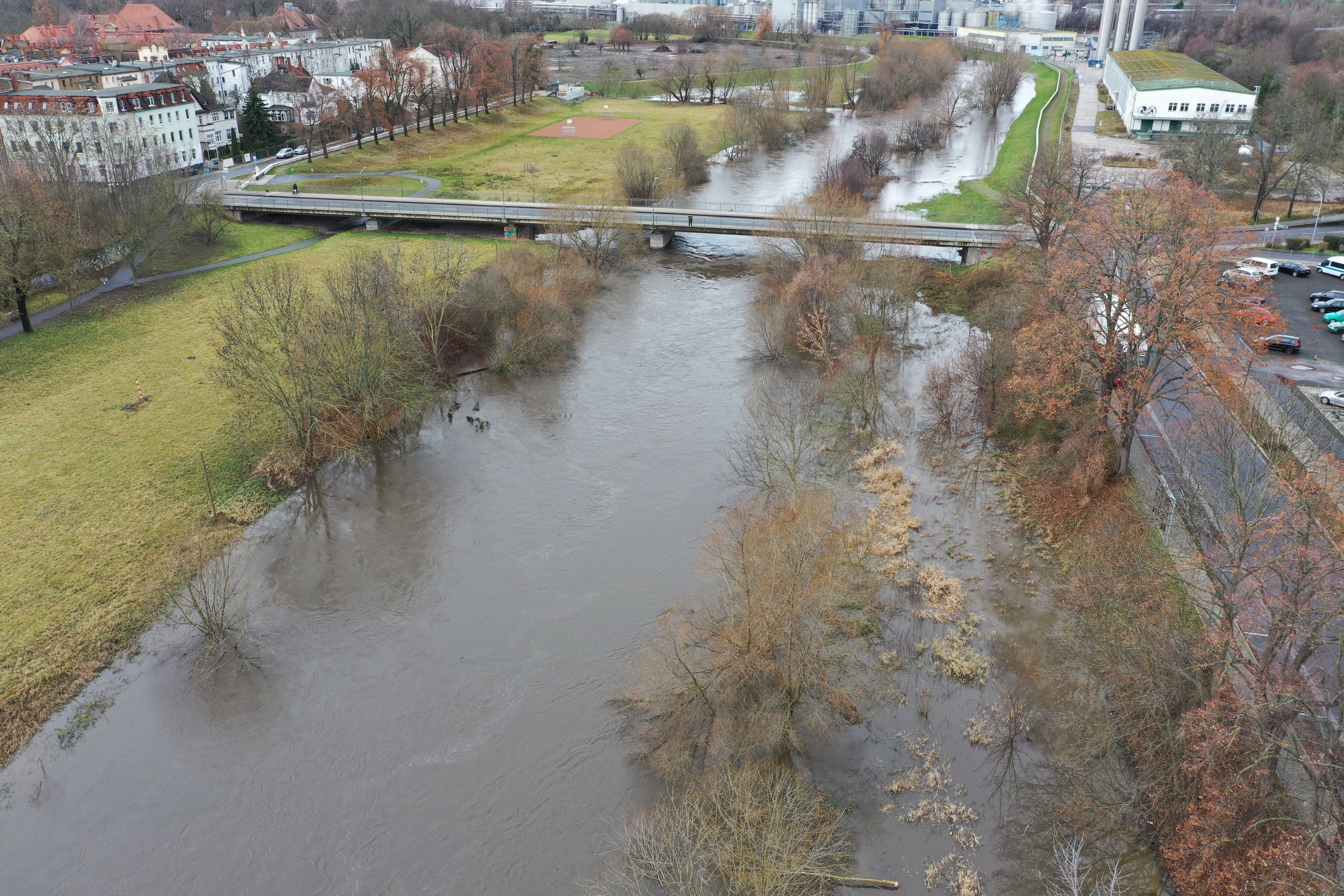 Hochwasser Im Burgenlandkreis: Tiergarten-Pegel Bei 4,27 Meter: Lage In ...