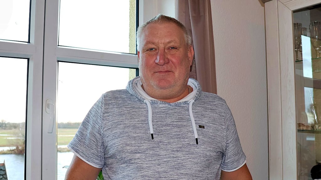 Uwe Schlesinger aus Havelberg ist einer der rund 500 ehrenamtlichen Nachbarschaftshelfer in Sachsen-Anhalt. Sie unterstützen Pflegebedürftige im Alltag in ihrem gewohnten Zuhause.