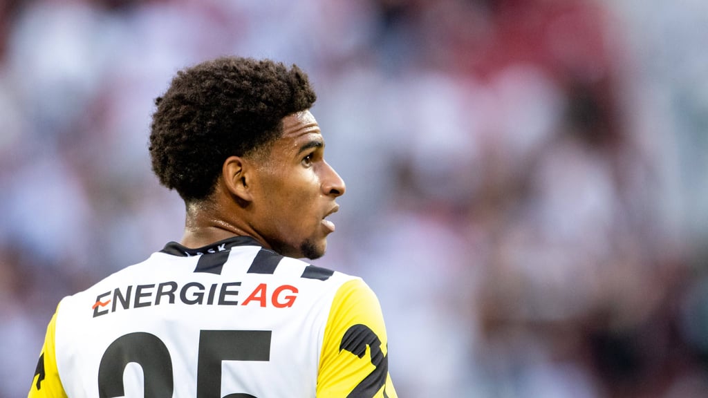 Sanoussy Ba kam beim LASK nach seiner Leihe von RB Leipzig bislang nicht wie gewünscht zum Einsatz.