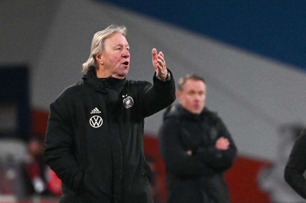 Horst Hrubesch ist der Interims-Trainer des deutschen Frauennationalteams.