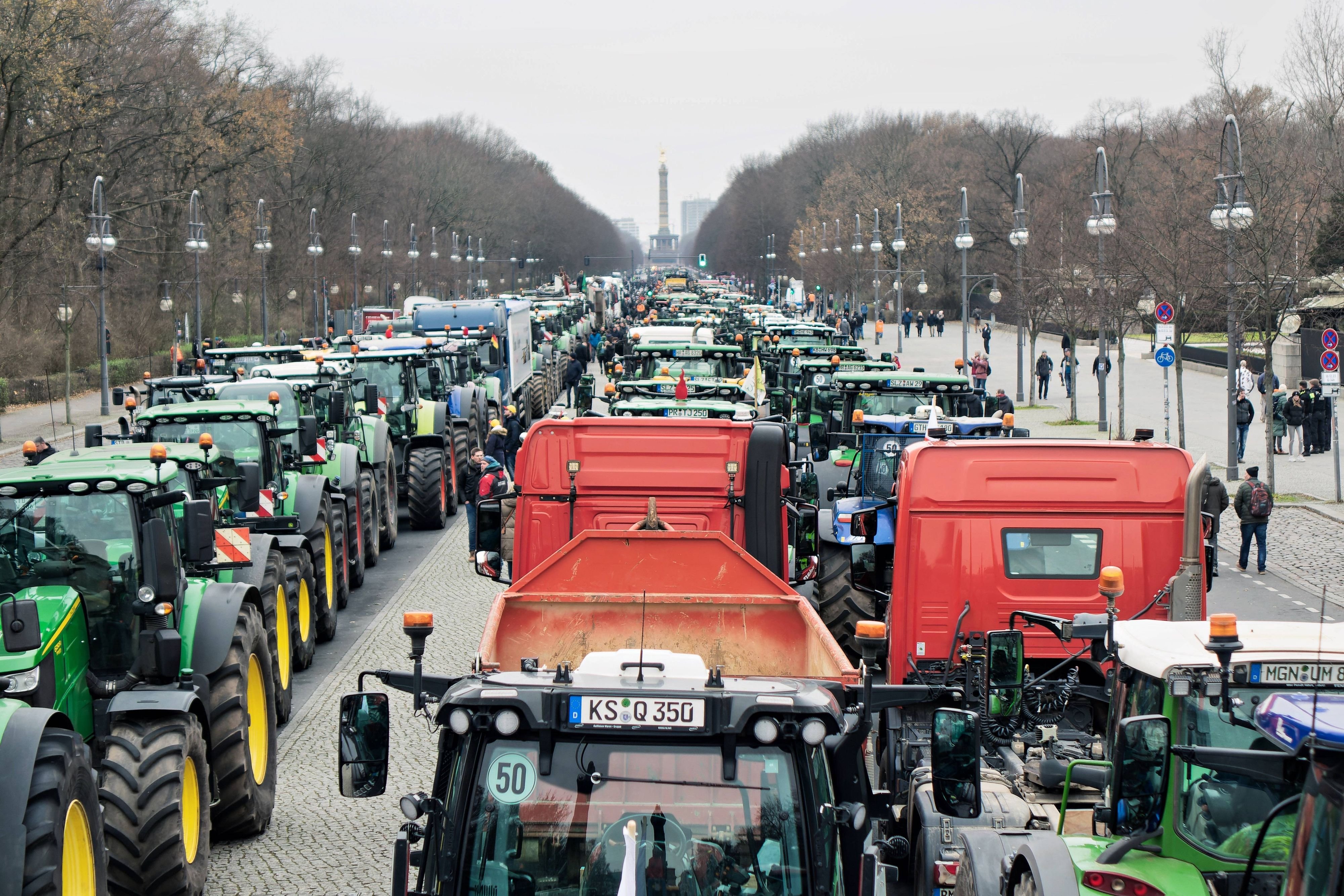 Bauern-Protest Berlin: Demonstration Der Landwirte Im Januar