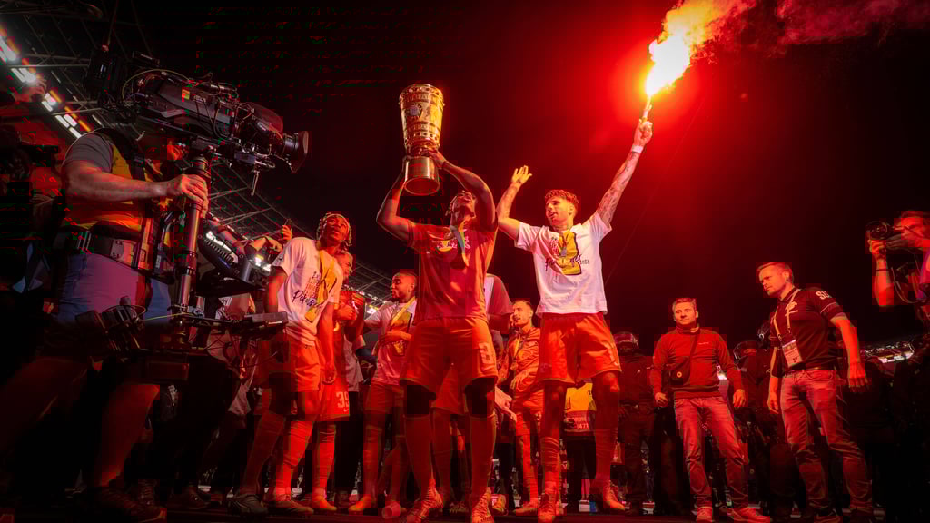 Brannte wie eine Fackel auf dem Spielfeld und beim Feiern: Dominik Szoboszlai zelebrierte den DFB-Pokal-Sieg am feurigsten.