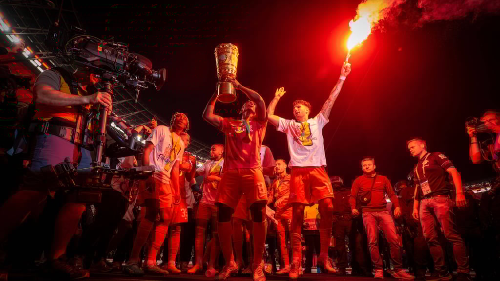 Brannte wie eine Fackel auf dem Spielfeld und beim Feiern: Dominik Szoboszlai zelebrierte den DFB-Pokal-Sieg am feurigsten.