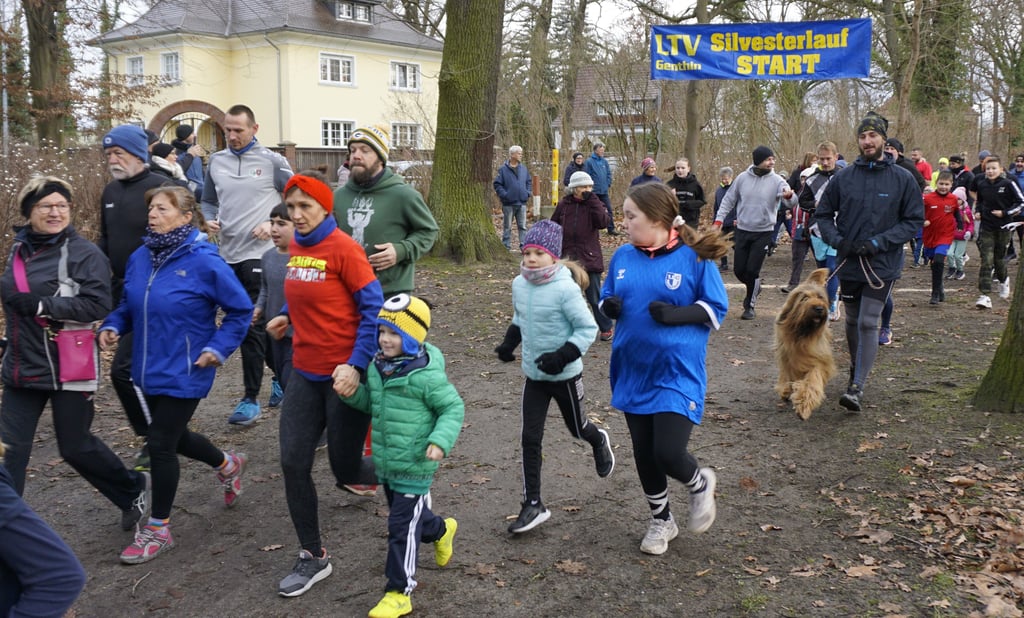 Rund 230 Läuferinnen und Läufer hatten sich in die Listen des diesjährigen Genthiner Silvesterlaufes eingetragen.