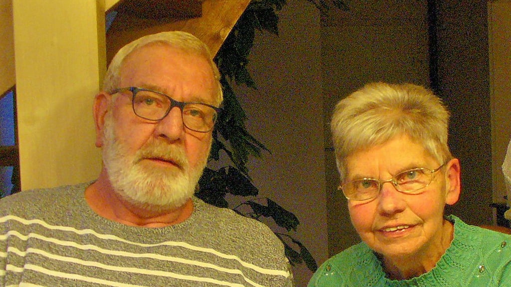 Spätes Familienglück im Harz: Inge-Lore Schrader und ihr neu gefundener Halbbruder Achim Menzel.
