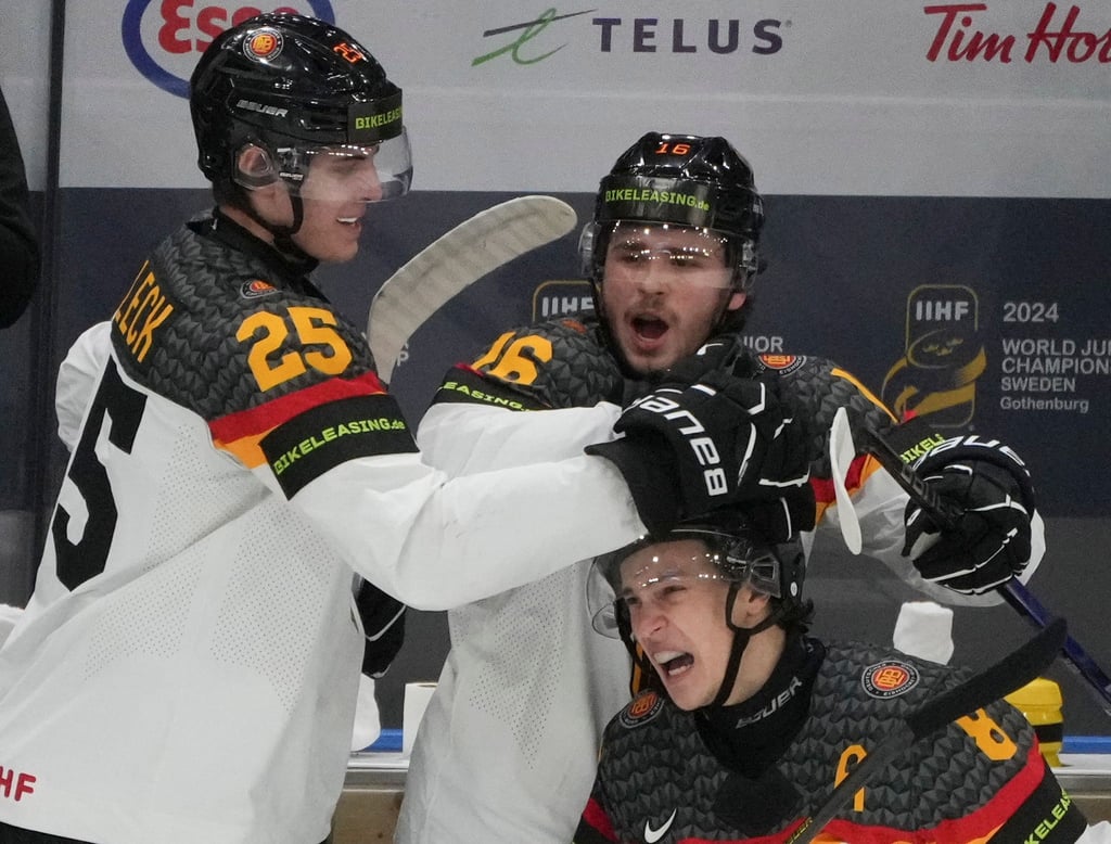 Die deutschen Eishockey-Junioren haben bei der U20-WM den Klassenerhalt geschafft.