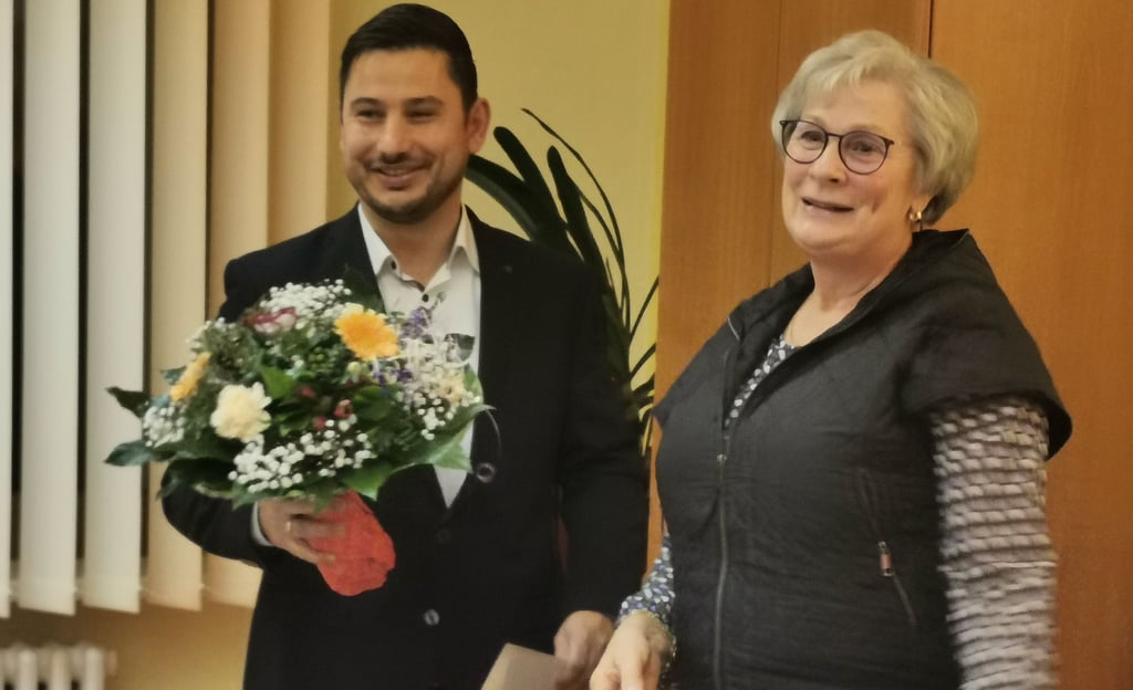 Am 7. Dezember hat Brunaus Ortsbürgermeisterin Ortrun Cyris als Stadtratsvorsitzende Andreas Pietsch als Bürgermeister vereidigt.