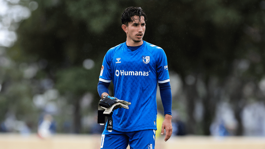 Der 1. FC Magdeburg musste im Trainingslager den ersten Schock hinnehmen. Jason Ceka und Leon Bell Bell mussten am ersten Übungstag angeschlagen vom Feld.
