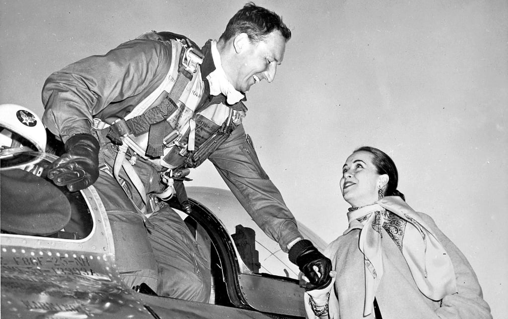 Willard Wesley Millikan mit Ehefrau Ruby nach erfolgreichem Geschwindigkeitsrekord am 2. Januar 1954