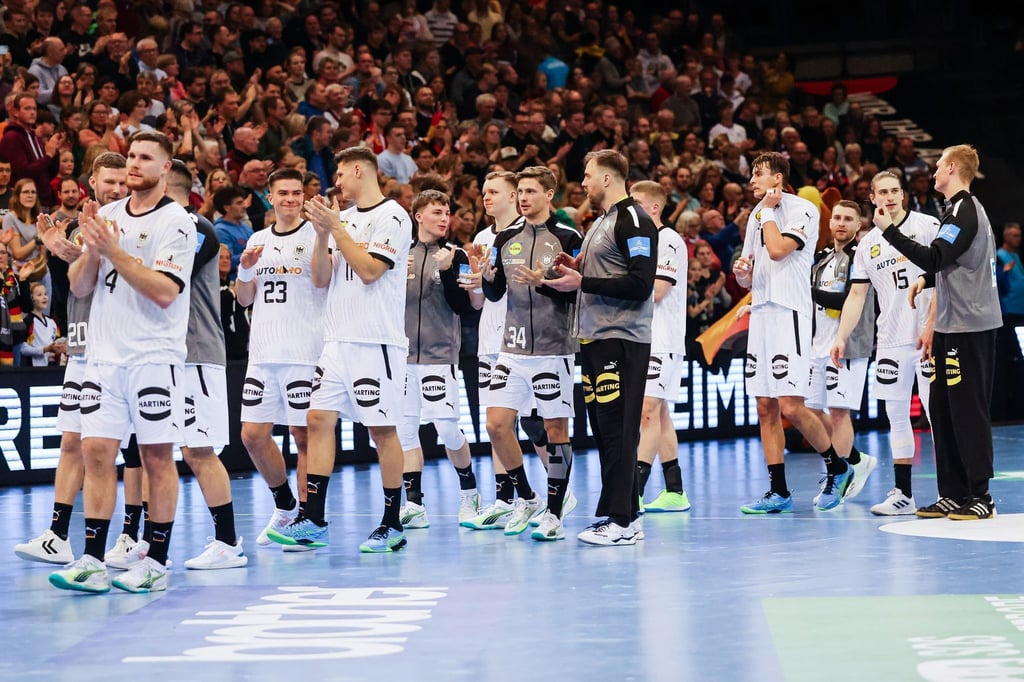 Für den Gewinn des EM-Titels müsste der DHB einem Bericht zufolge 600.000 Euro ausschütten.