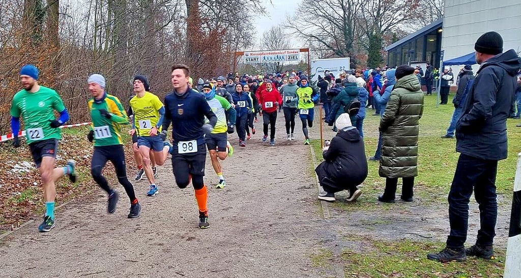 Auf geht’s. Auf den 8,3 Kilometer langen Pokallauf oder die anderen Strecken. Zum Laufen und zum Wandern.