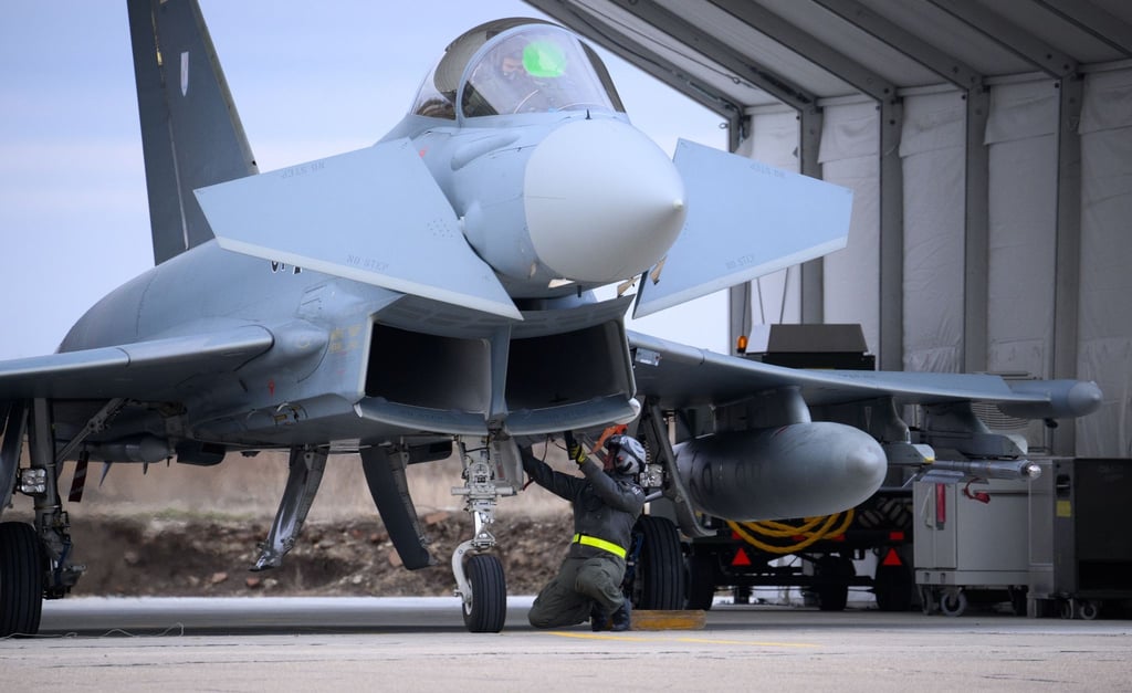 Bisher hat die Bundesregierung Eurofighter-Lieferungen wegen der Rolle Saudi-Arabiens im Jemen-Krieg und der Menschenrechtslage in dem Land abgelehnt.