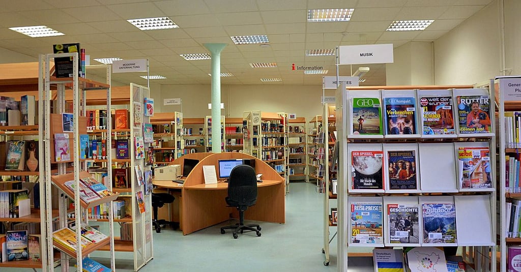 Die Regale in der Stadtbibliothek Oschersleben werden voller.