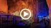 Großbrand in Halle: Die Flammen drohten, auf mehrere Gebäude überzugreifen, was die Feuerwehr verhinderte. Der Schaden ist dennoch enorm.