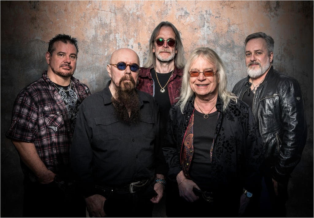 Tony Clarkin (zweiter von links) gründete in den 70er-Jahren mit Bob Catley (zweiter von rechts) die britische Rockband Magnum. Nun starb Clarkin nach kurzer Krankheit im Alter von 77 Jahren.