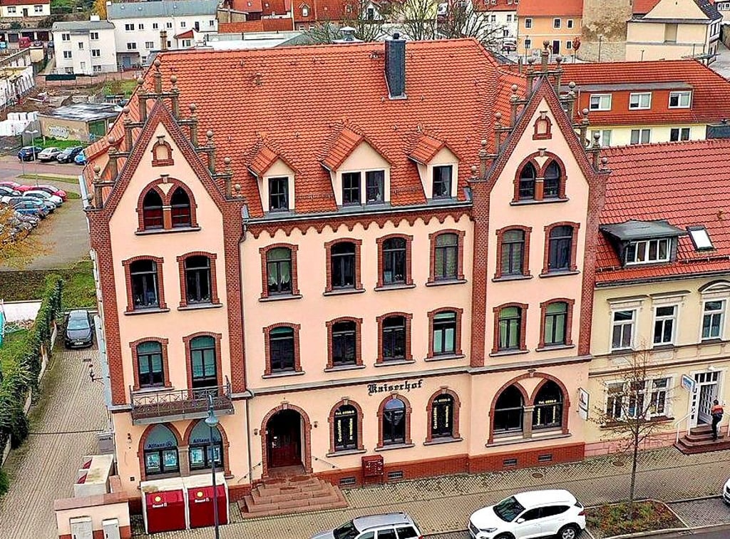 Seit Februar 2021 hat die Familie Schlickeiser die Gaststätte Kaiserhof in Hettstedt betrieben. Aus gesundheitlichen Gründen muss sie das Restaurant zum Ende des Monats aber schließen.