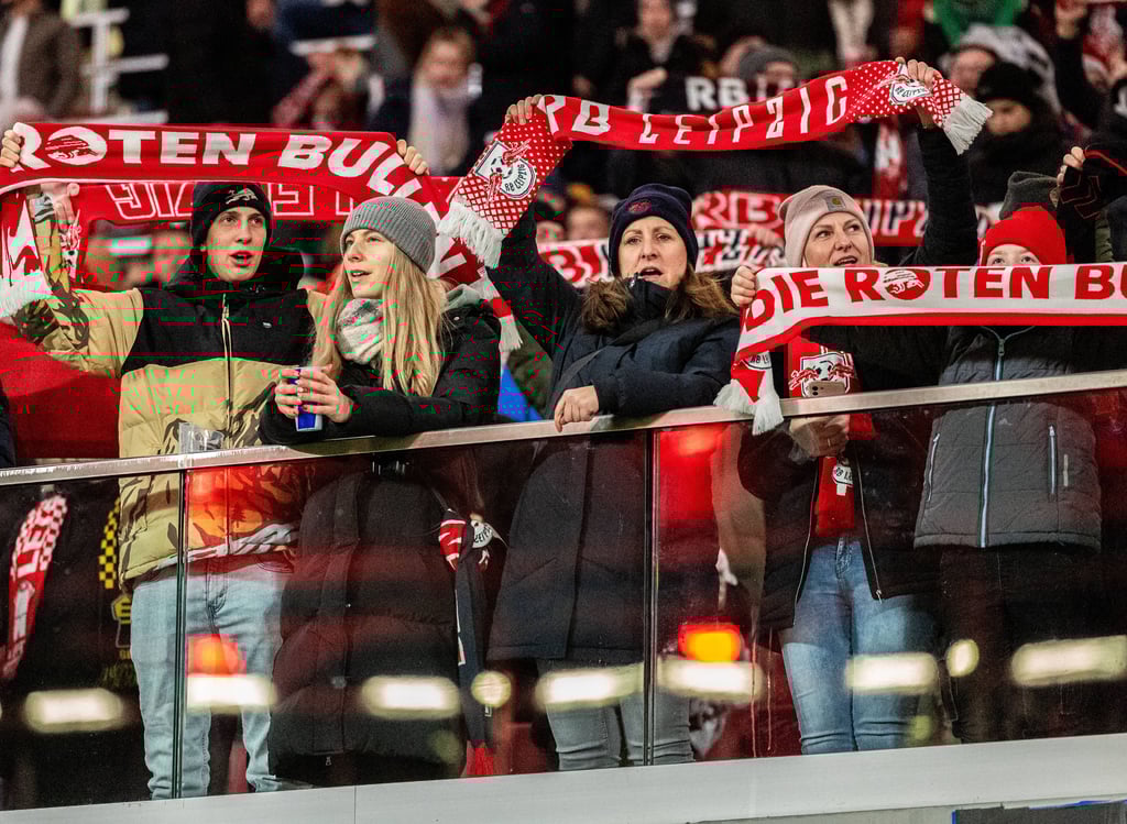 Leipzigs-Fans beim Spiel gegen die TSG 1899 Hoffenheim.
