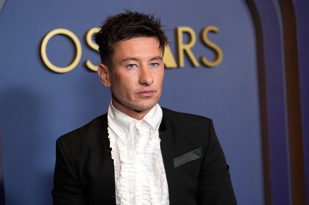 Barry Keoghan kommt zur Verleihung der Ehren-Oscars ins Dolby Theatre in Los Angeles.
