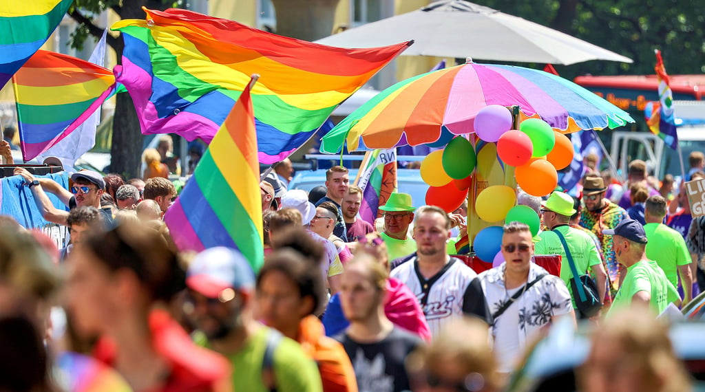 Christopher Street Day 2024 CSDDemo in Wernigerode Halberstadt und