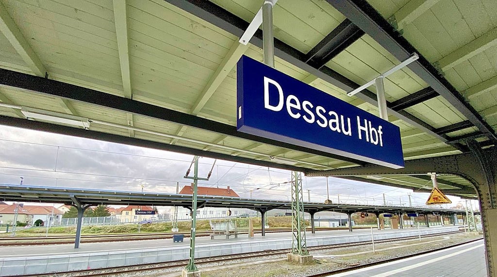 Am Dessauer Hauptbahnhof wurden die Münzbehälter aufgebrochen.