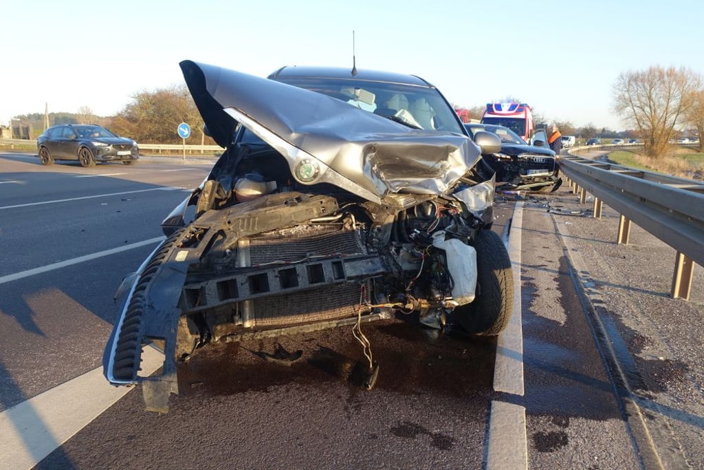 Der Fahrer stand nach dem Unfall bei Haldensleben unter Schock.