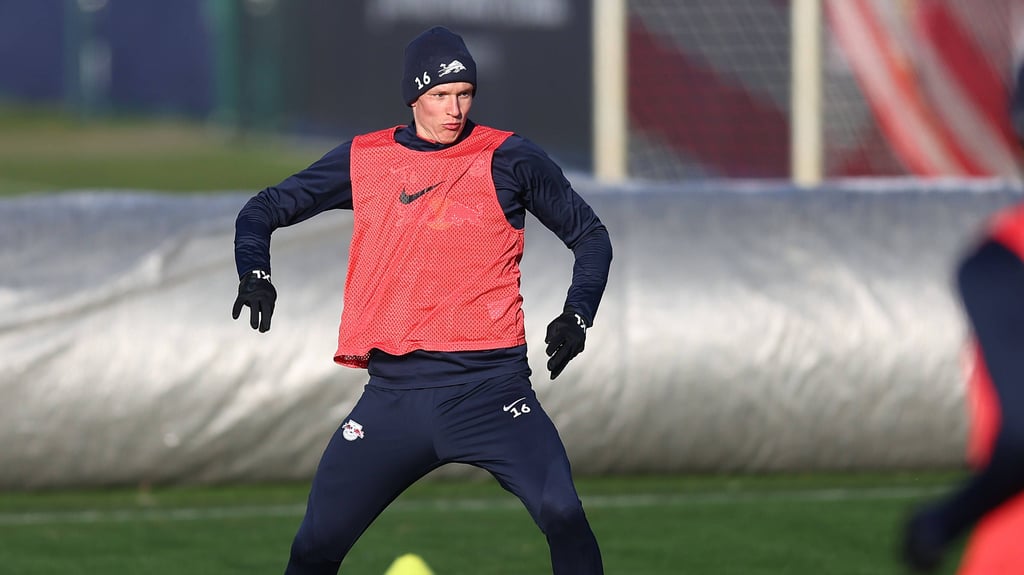 Lukas Klostermann mit RB im Trainingslager in la Manga, Spanien