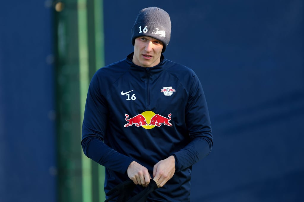 Lukas Klostermann hat bis 2028 verlängert.