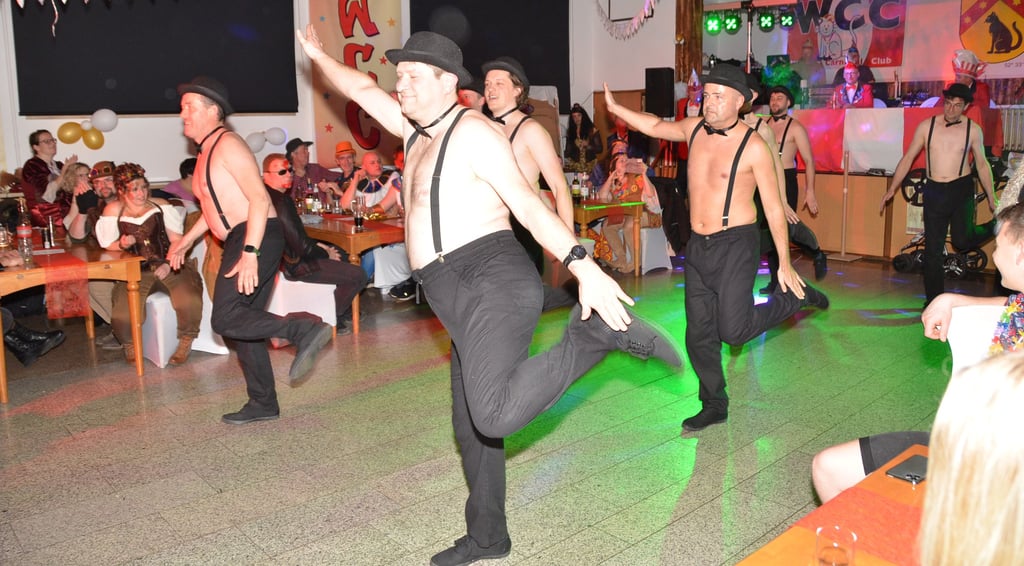 Zum Abschluss des Programms im Vorjahr tanzten die sexy Herren vom Männerballett.