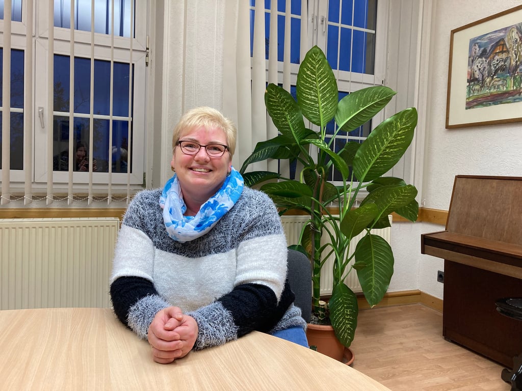 Doreen Blumtritt wurde jüngst vom Saalekreis für ihr ehrenamtliches Engagement geehrt. Sie ist unter anderem Vorsitzende des neu gegründeten Heimatvereins Kötzschau.