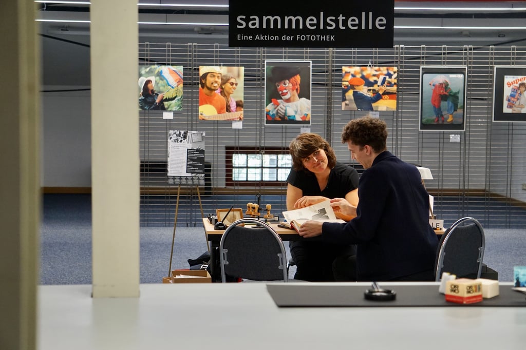 Anke Heelemanns Projekt beschäftigt sich mit privaten Filmaufnahmen rund um die Filmfabrik. Es ist eines der Mitmachprojekte in Vorbereitung auf das "Osten"-Festival 2024.