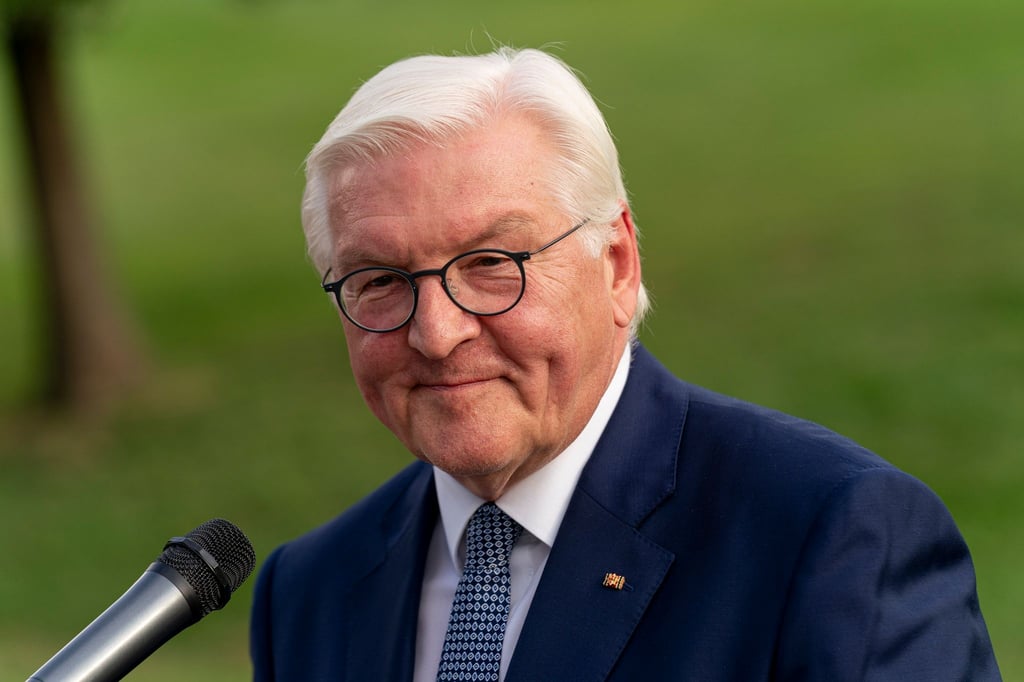 Frank-Walter Steinmeier, Bundespräsident, spricht bei einer Pressekonferenz.